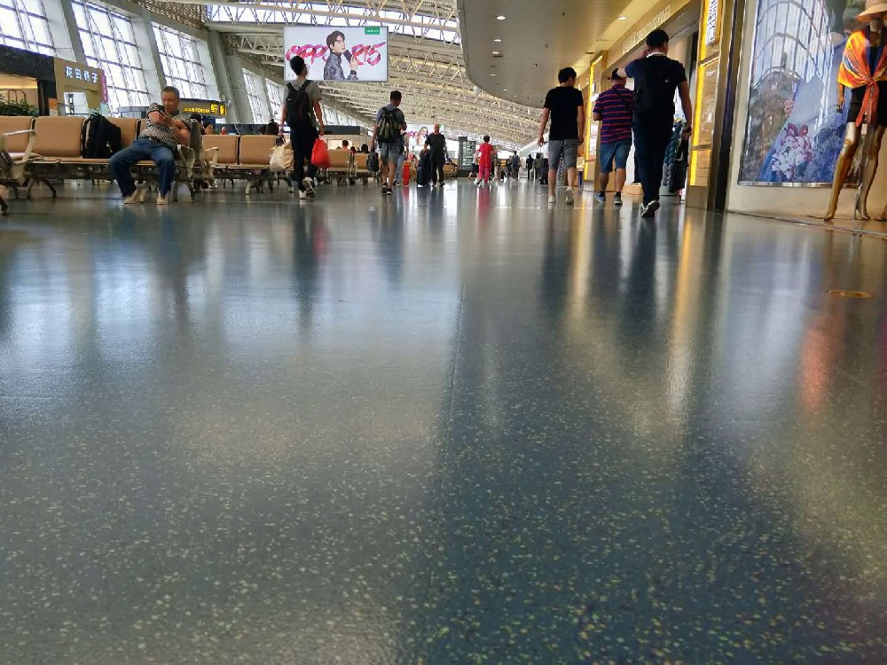 机场为什么使用橡胶地板